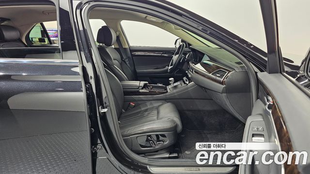Genesis G90 2019 — photo 17