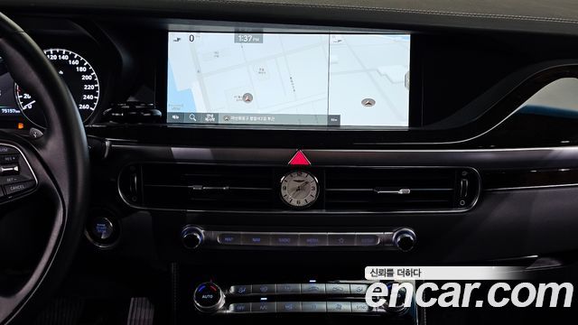 Genesis G90 2019 — photo 20
