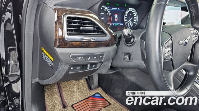 Genesis G90 2019 — photo 23