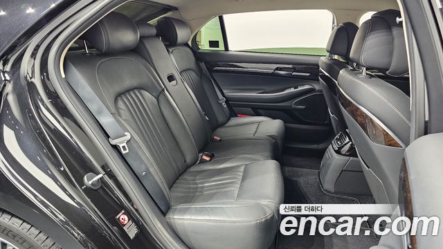 Genesis G90 2019 — photo 16