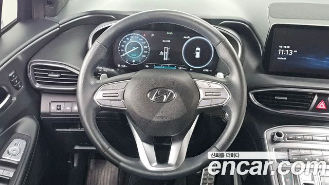 Hyundai Santafe 2022 — photo 11