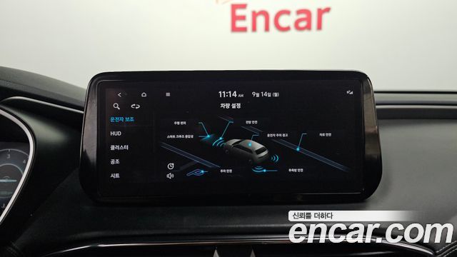 Hyundai Santafe 2022 — photo 14