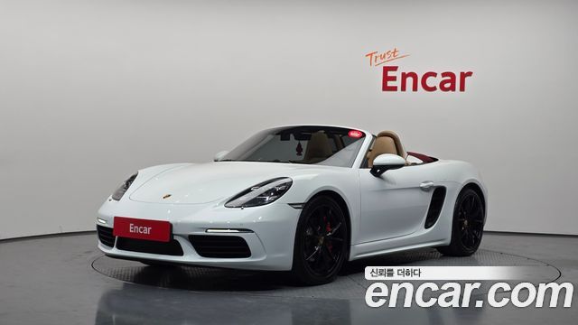 Porsche 718 2017 — photo 1