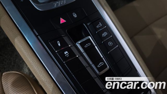 Porsche 718 2017 — photo 18