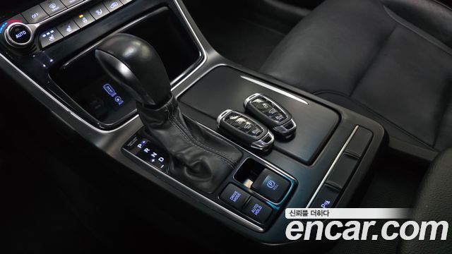 Hyundai Grandeur 2018 — photo 12