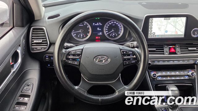 Hyundai Grandeur 2018 — photo 19