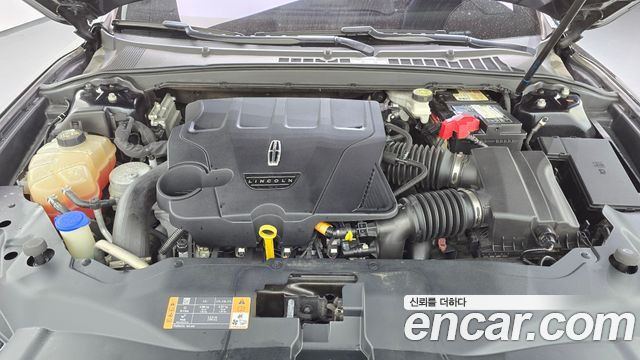Lincoln Continental 2019 — photo 6