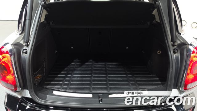 Mini Countryman 2018 — photo 20
