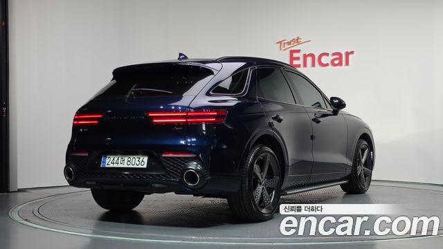 Genesis GV70 2023 — photo 2