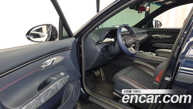 Genesis GV70 2023 — photo 10