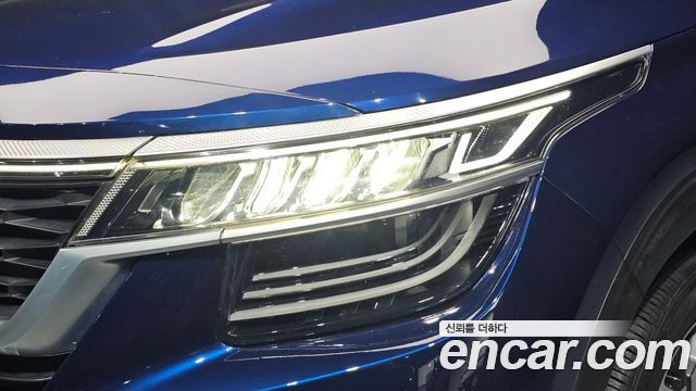 Kia Seltos 2020 — photo 8