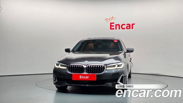 BMW 5-Series 2021 — photo 3