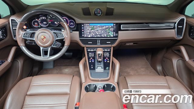 Porsche Cayenne 2022 — photo 10