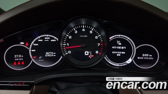 Porsche Cayenne 2022 — photo 11