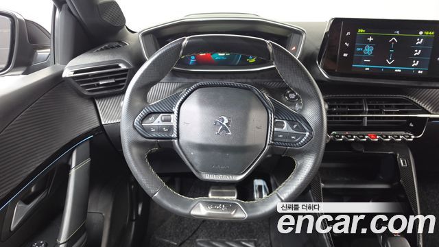 Peugeot 208 2021 — photo 18