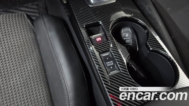 Peugeot 208 2021 — photo 23