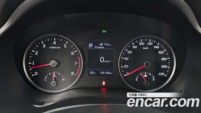 Kia Stonic 2018 — photo 11