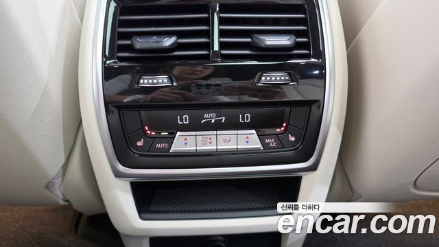 BMW X5 2022 — photo 30