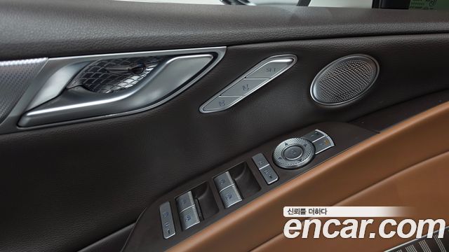 Genesis G80 2021 — photo 30