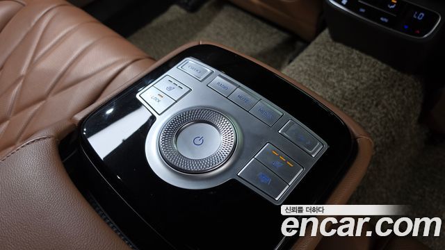Genesis G80 2021 — photo 37