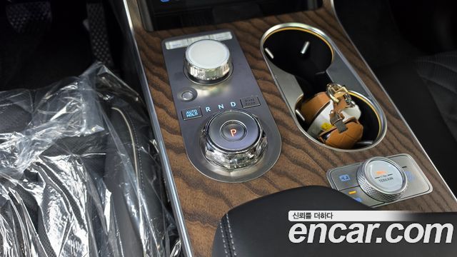 Genesis GV80 2024 — photo 12