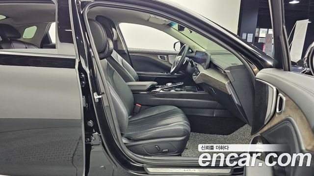 Kia K8 2022 — photo 11