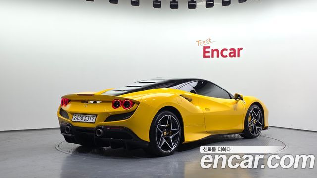 Ferrari F8 2020 — photo 2