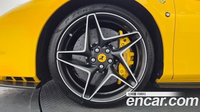 Ferrari F8 2020 — photo 5
