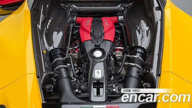 Ferrari F8 2020 — photo 6