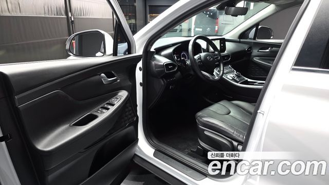 Hyundai Santafe 2023 — photo 13