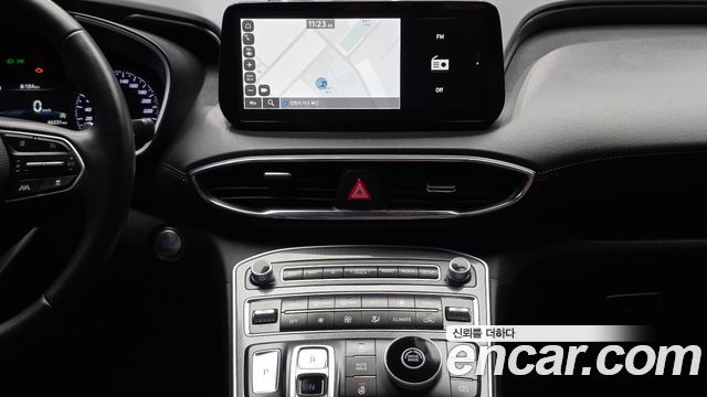 Hyundai Santafe 2023 — photo 19