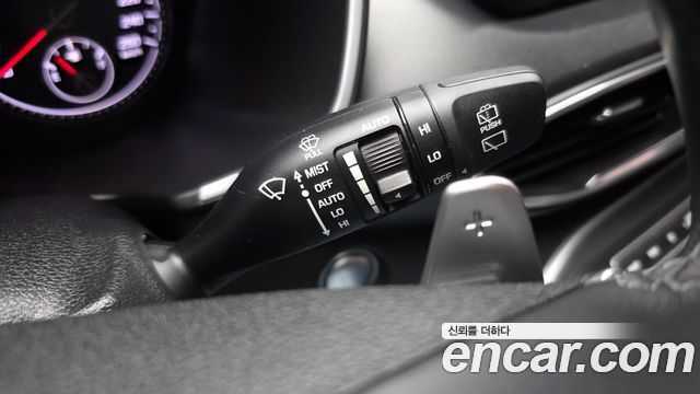 Hyundai Santafe 2023 — photo 24
