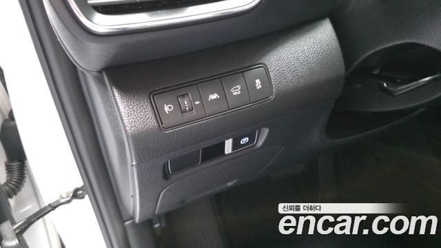 Hyundai Santafe 2023 — photo 26