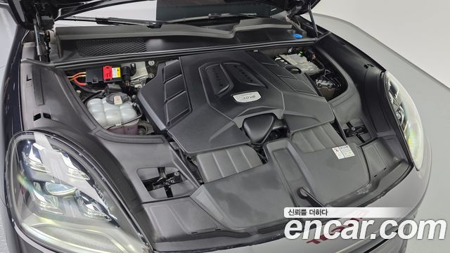 Porsche Cayenne 2021 — photo 6