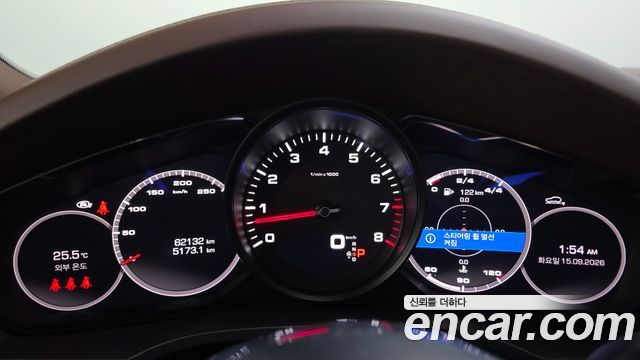 Porsche Cayenne 2021 — photo 11