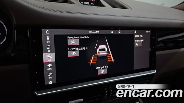 Porsche Cayenne 2021 — photo 21