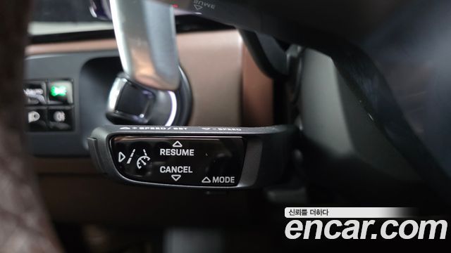 Porsche Cayenne 2021 — photo 32