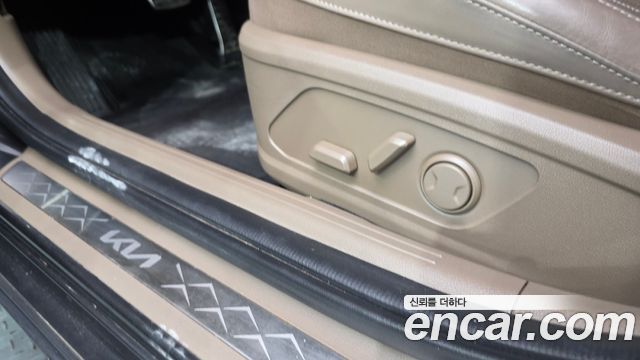 Kia K8 2022 — photo 31