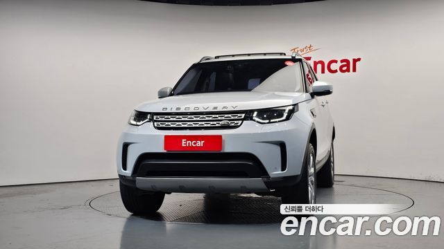 Land Rover Discovery 2017 — photo 3