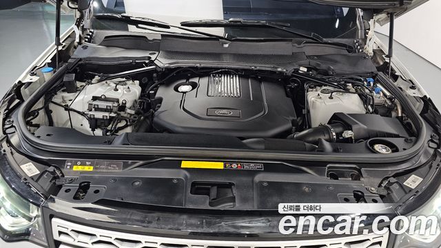 Land Rover Discovery 2017 — photo 6