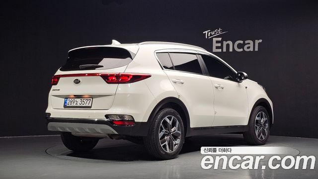 Kia Sportage 2021 — photo 2