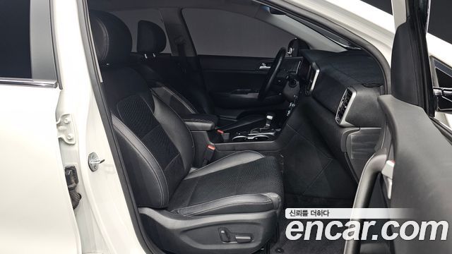 Kia Sportage 2021 — photo 11