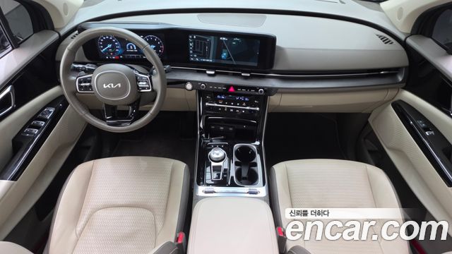 Kia Canival 2023 — photo 7