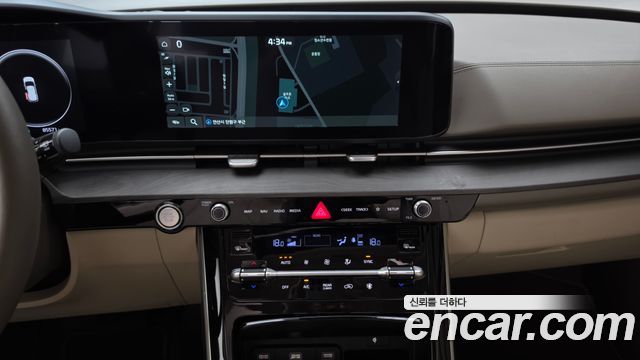 Kia Canival 2023 — photo 19