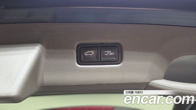 Kia Canival 2023 — photo 20