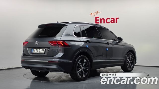 Volkswagen Tiguan 2020 — photo 2