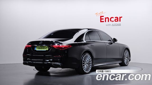 Mercedes-Benz S-Class 2025 — photo 2