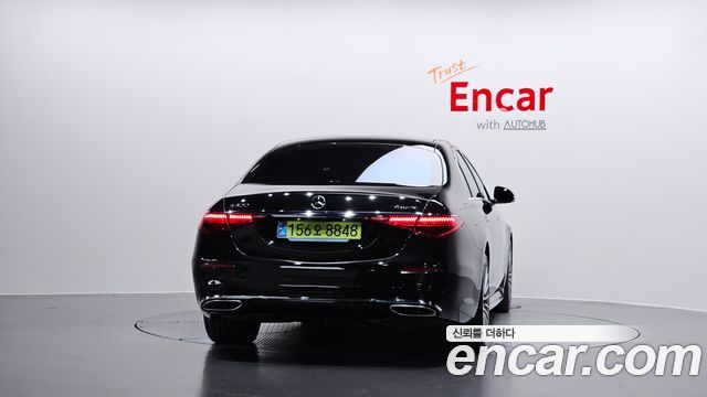 Mercedes-Benz S-Class 2025 — photo 4