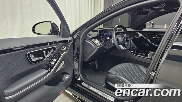 Mercedes-Benz S-Class 2025 — photo 13