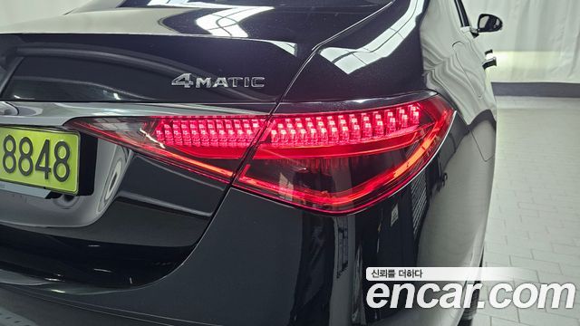 Mercedes-Benz S-Class 2025 — photo 9